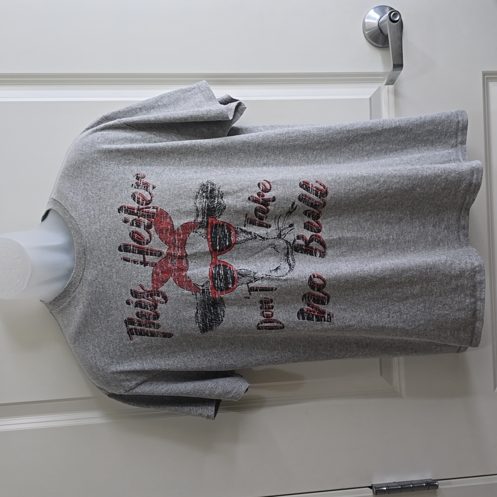 Ladies T-shirt Size‎ Large